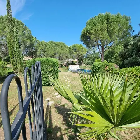 Eden Villa Oupia
